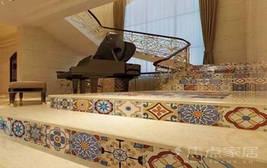 樓梯鋪蓋花瓷磚,竟然如此的好看