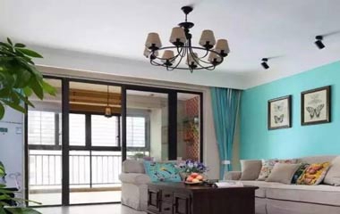 家居系列—陽臺(tái)與客廳之間要不要裝門