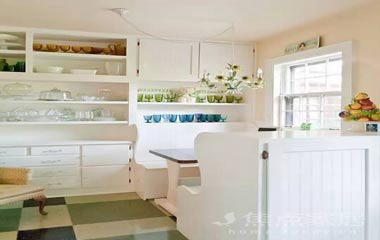 今年流行卡座，讓家一下子情調滿滿了