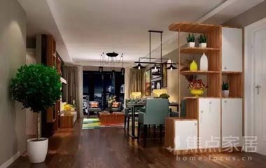 擠”出一個：大玄關